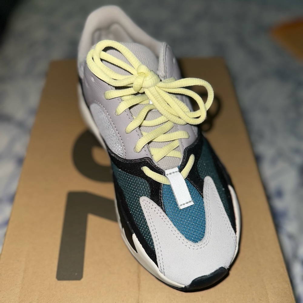 Yeezy boost 700 “Wave Runner”, 100% authentic - Picture 1 of 5